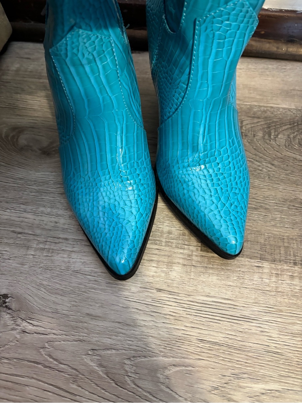 Nasty Gal heeled western boots - Picture 2 of 15